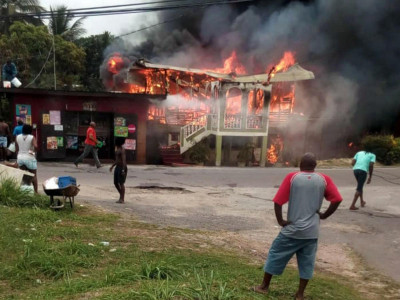 Family of 5, 4 kids house burnt to the ground