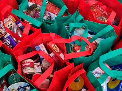 Food drive for family in need across tnt