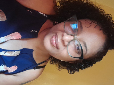 Single mother fighting to take care of her kids sickness an trying to be self employed